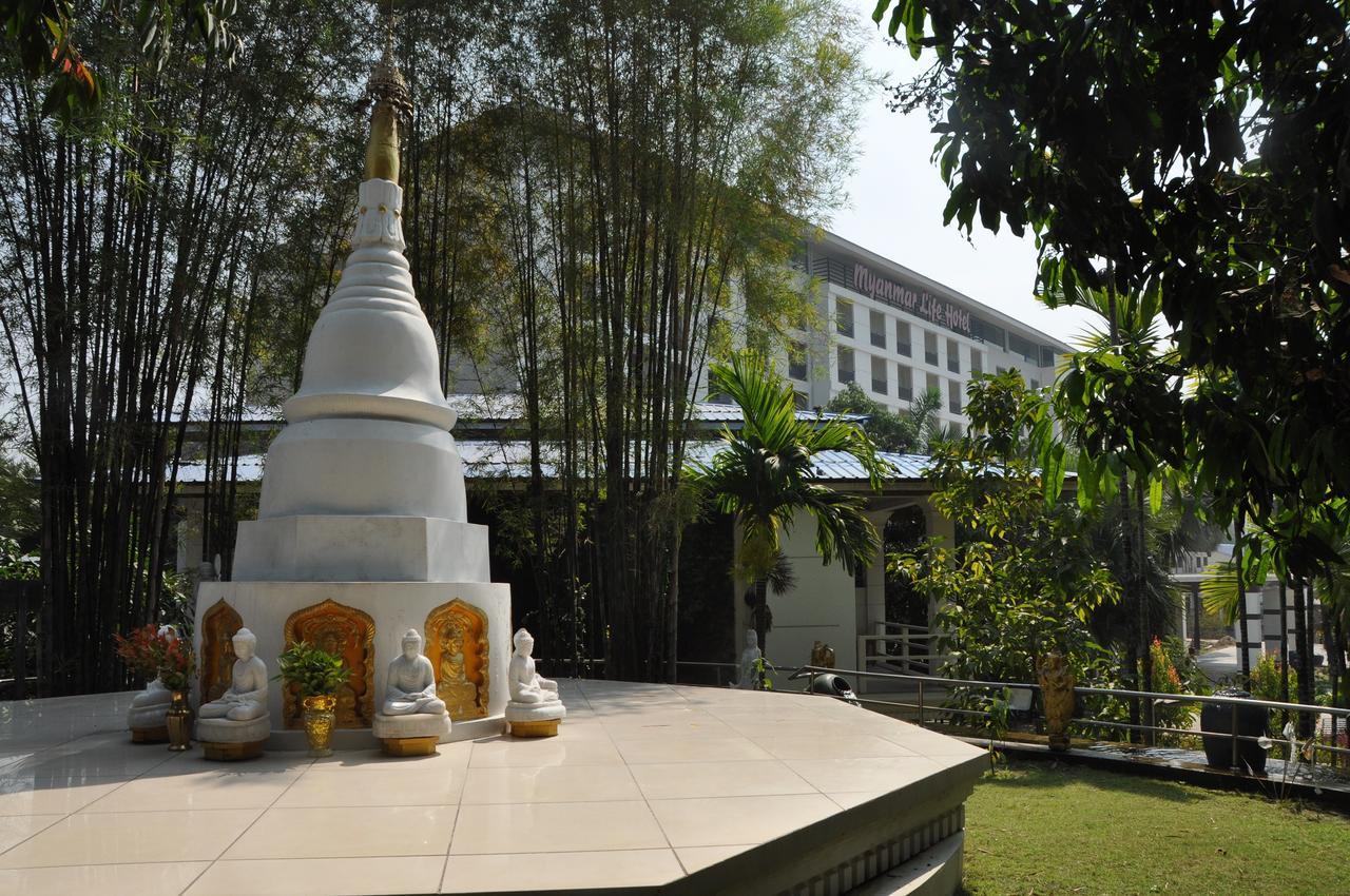 Akore Myanmar Life Hotel Yangon Luaran gambar