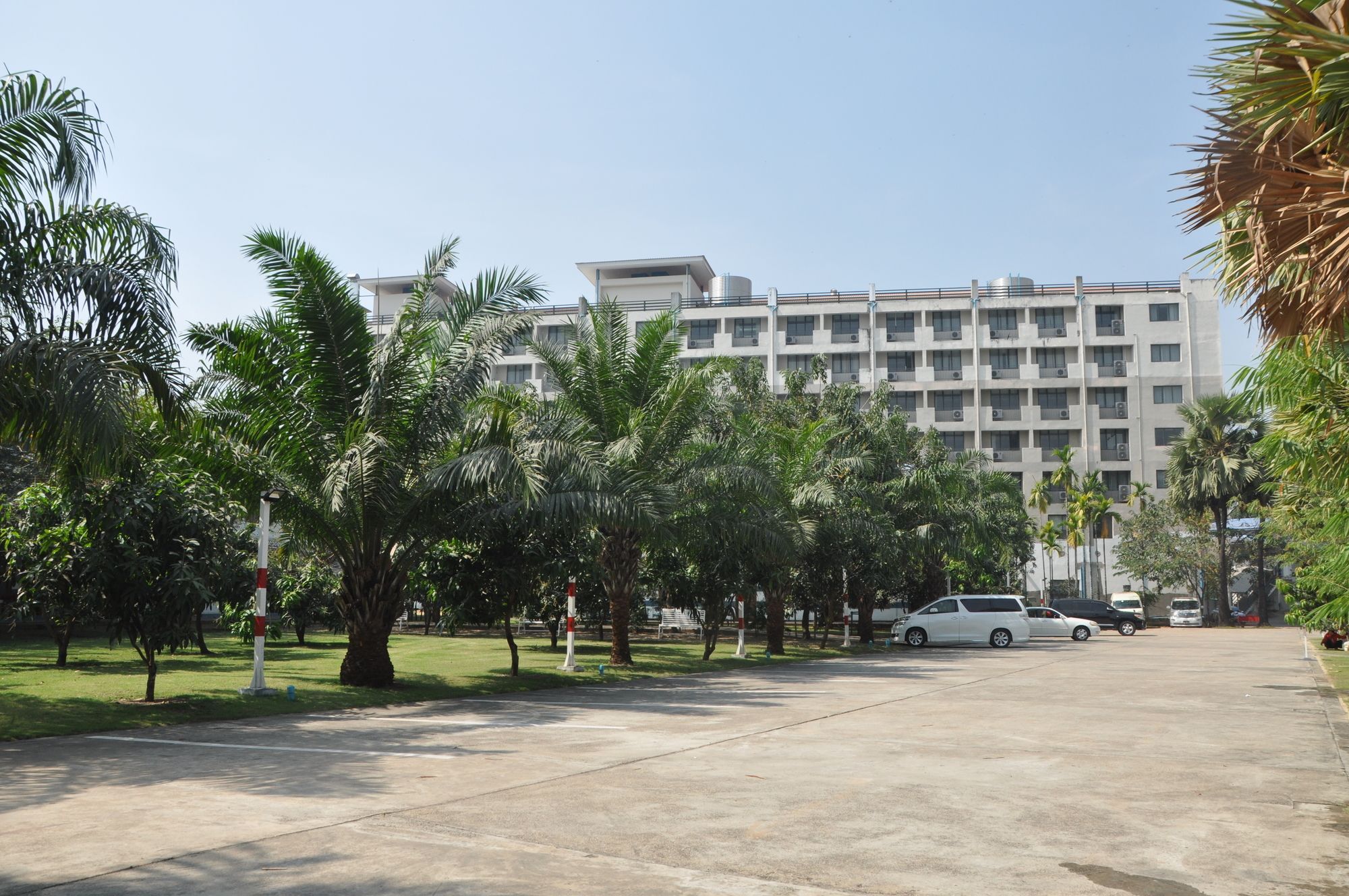 Akore Myanmar Life Hotel Yangon Luaran gambar